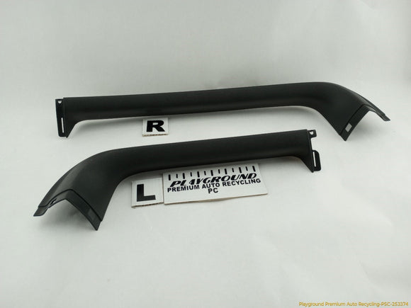 Land Rover LR3 Pair Of Tailgate Upper Side Trims