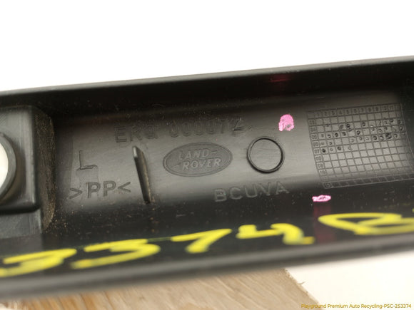 Land Rover LR3 Pair Of Tailgate Upper Side Trims