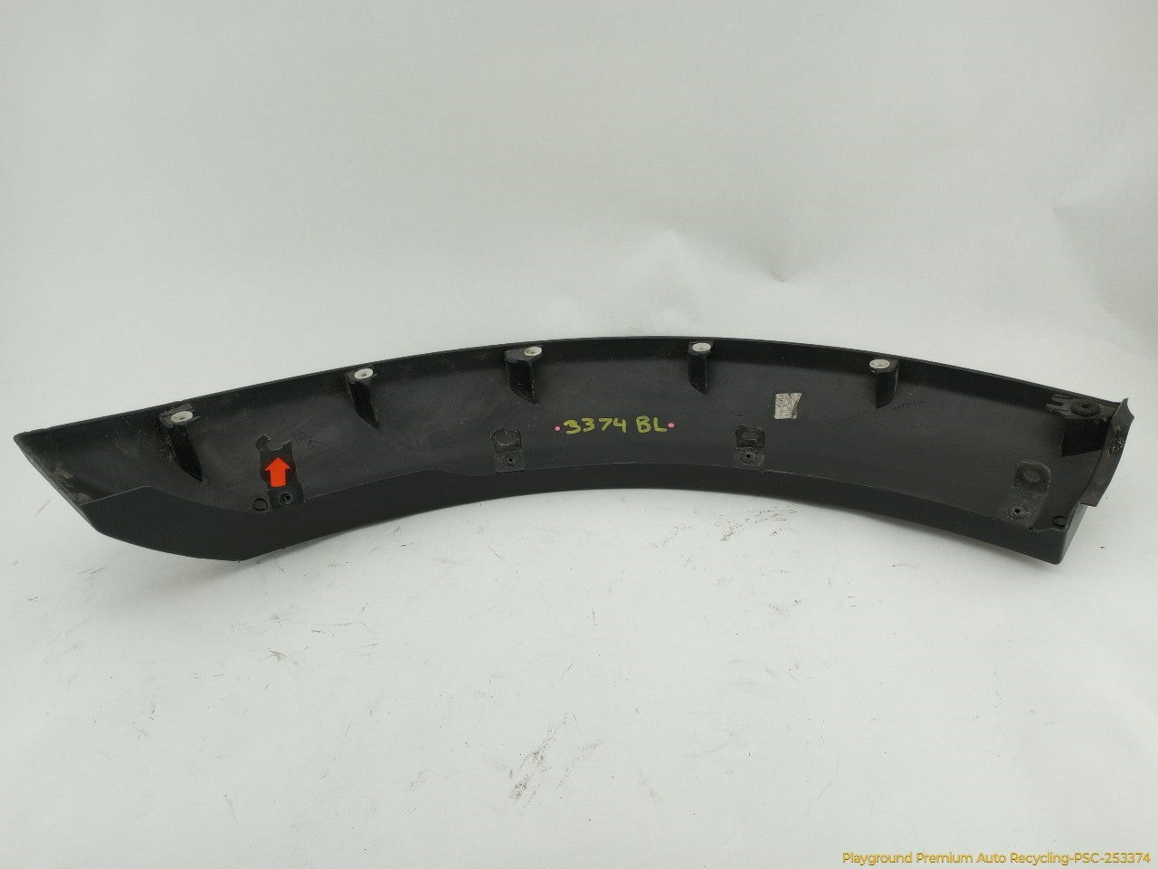 Land Rover LR3 Driver Left Rear Fender Flare - 0