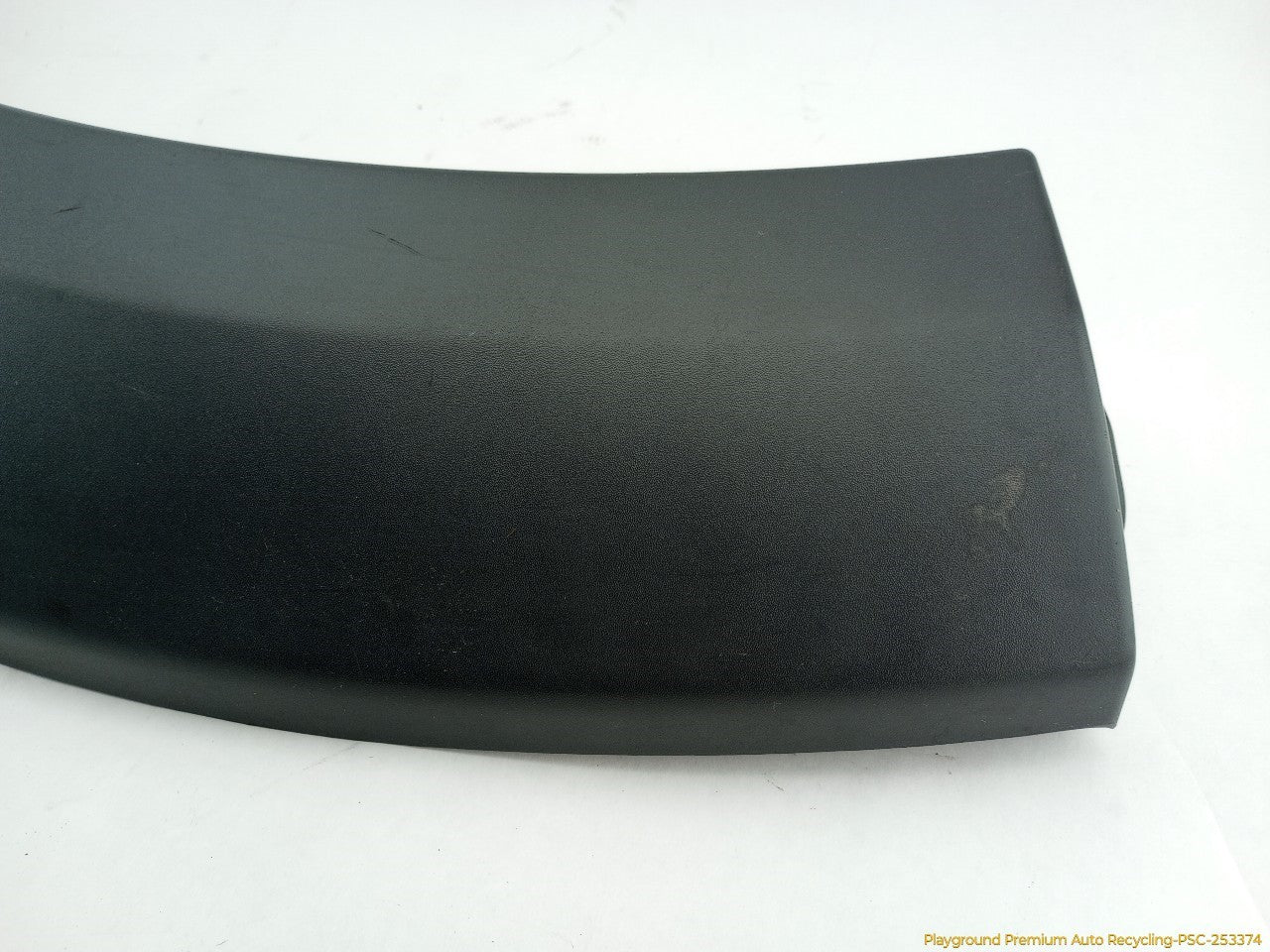 Land Rover LR3 Driver Left Rear Fender Flare