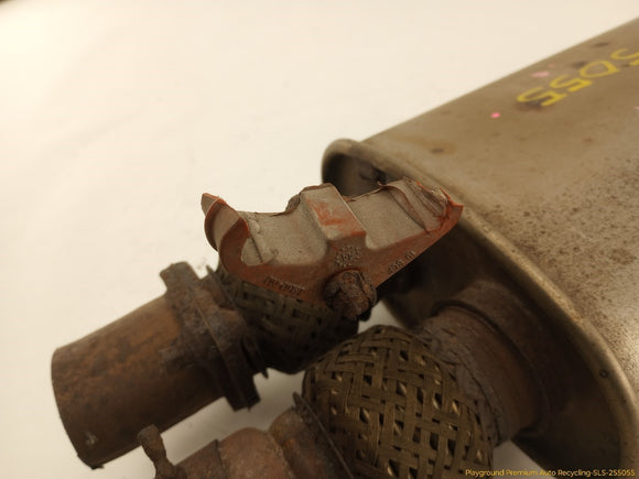 Land Rover LR4 Exhaust Muffler Front Resonator