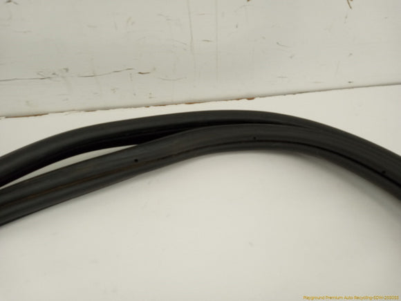 Land Rover LR4 Pair Of Rear Door Moldings