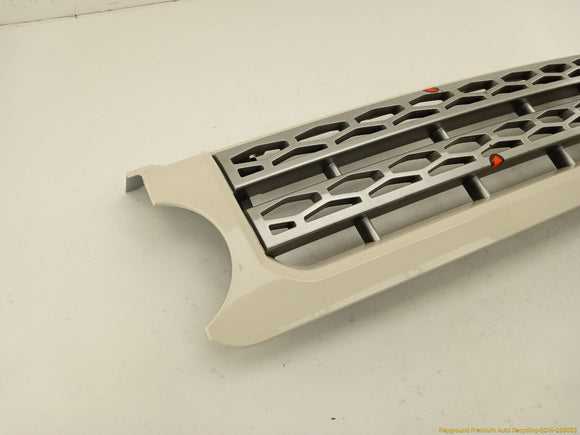 Land Rover LR4 Radiator Grille