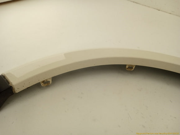 Land Rover LR4 Passenger Right Front Fender Flare