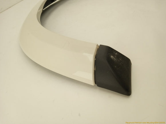 Land Rover LR4 Passenger Right Front Fender Flare