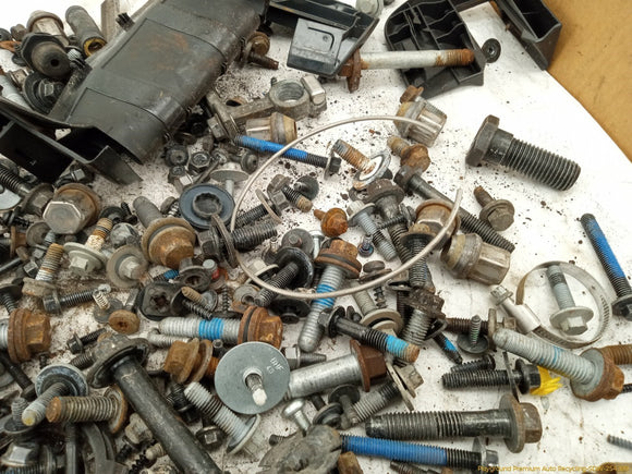Volvo C30 Dismantling Hardware Fasteners Bolts & Nuts