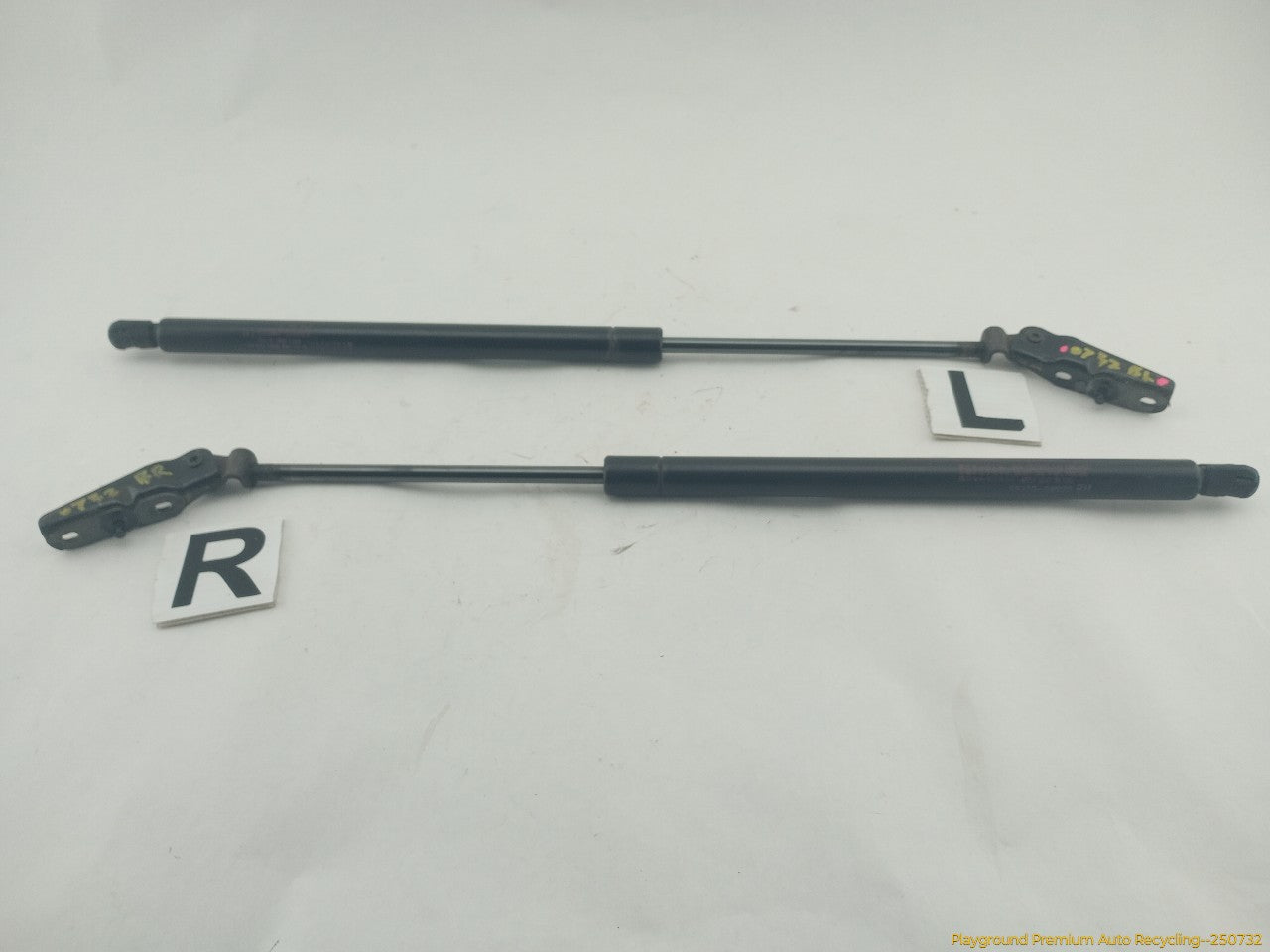 Toyota Celica Pair Of Rear Tailgate Lift Support Struts - 0