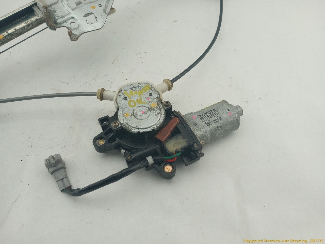 Toyota Celica Passenger Right Front Door Window Regulator