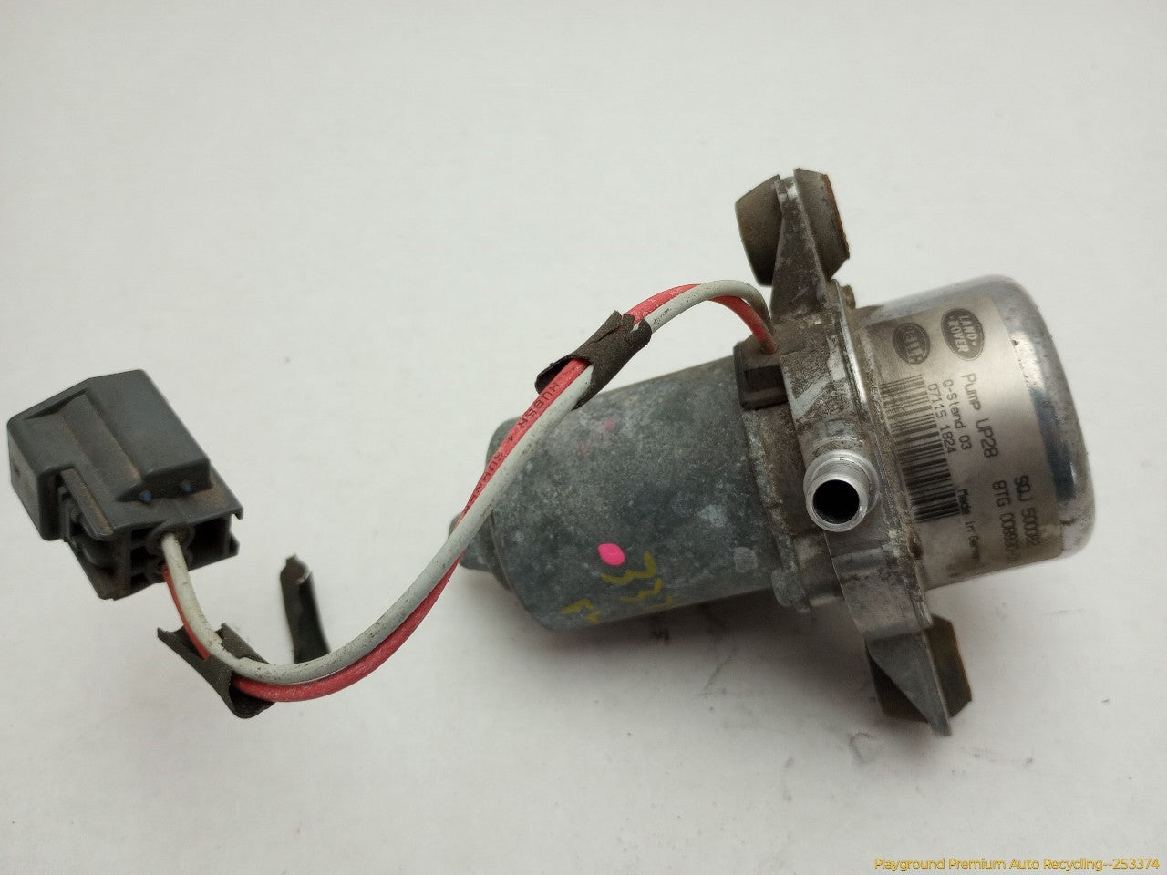 Land Rover LR3 Brake Vacuum Pump