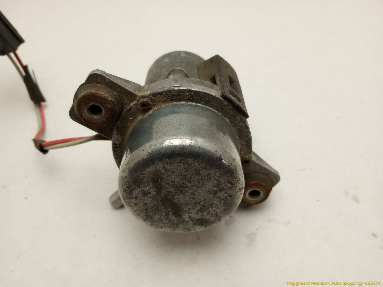 Land Rover LR3 Brake Vacuum Pump