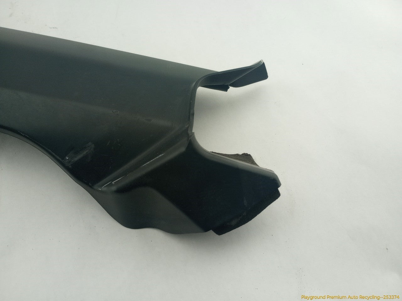 Land Rover LR3 Passenger Right Front Exterior A Pillar Trim