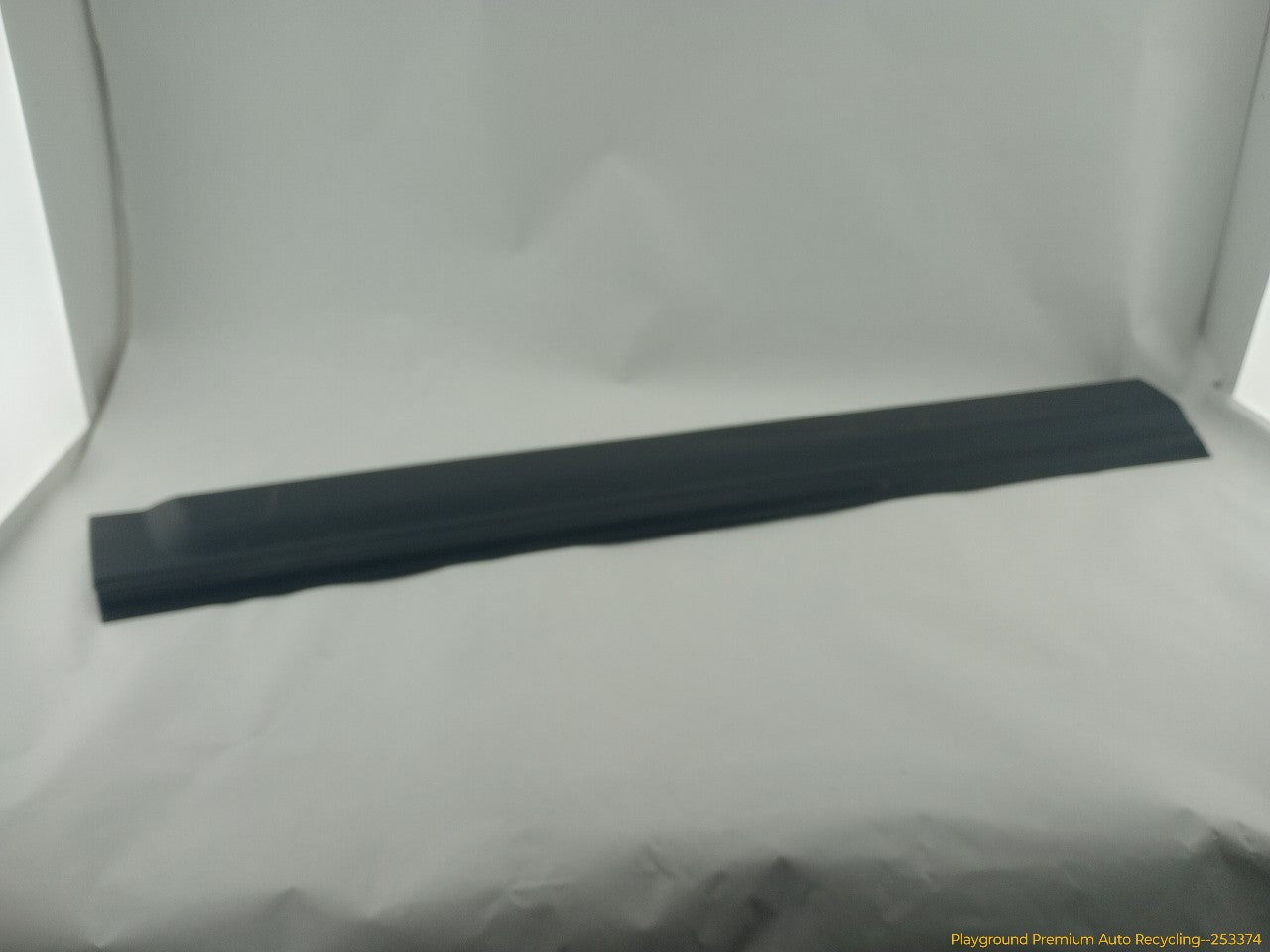 Land Rover LR3 Driver Left Front Door Lower Molding - 0