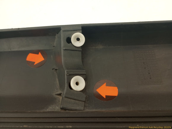 Land Rover LR3 Driver Left Front Door Lower Molding