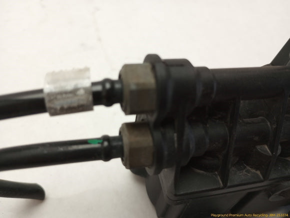 Land Rover LR3 Front Air Suspension Valve Block