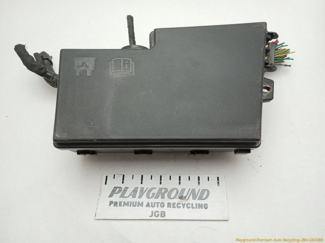 Volvo C30 Engine Fuse Box