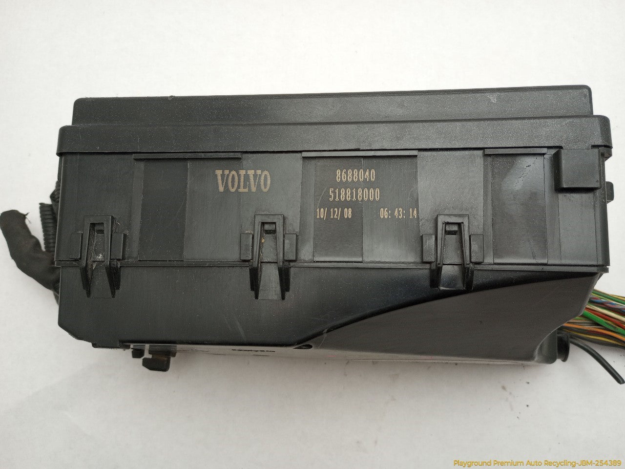 Volvo C30 Engine Fuse Box - 0