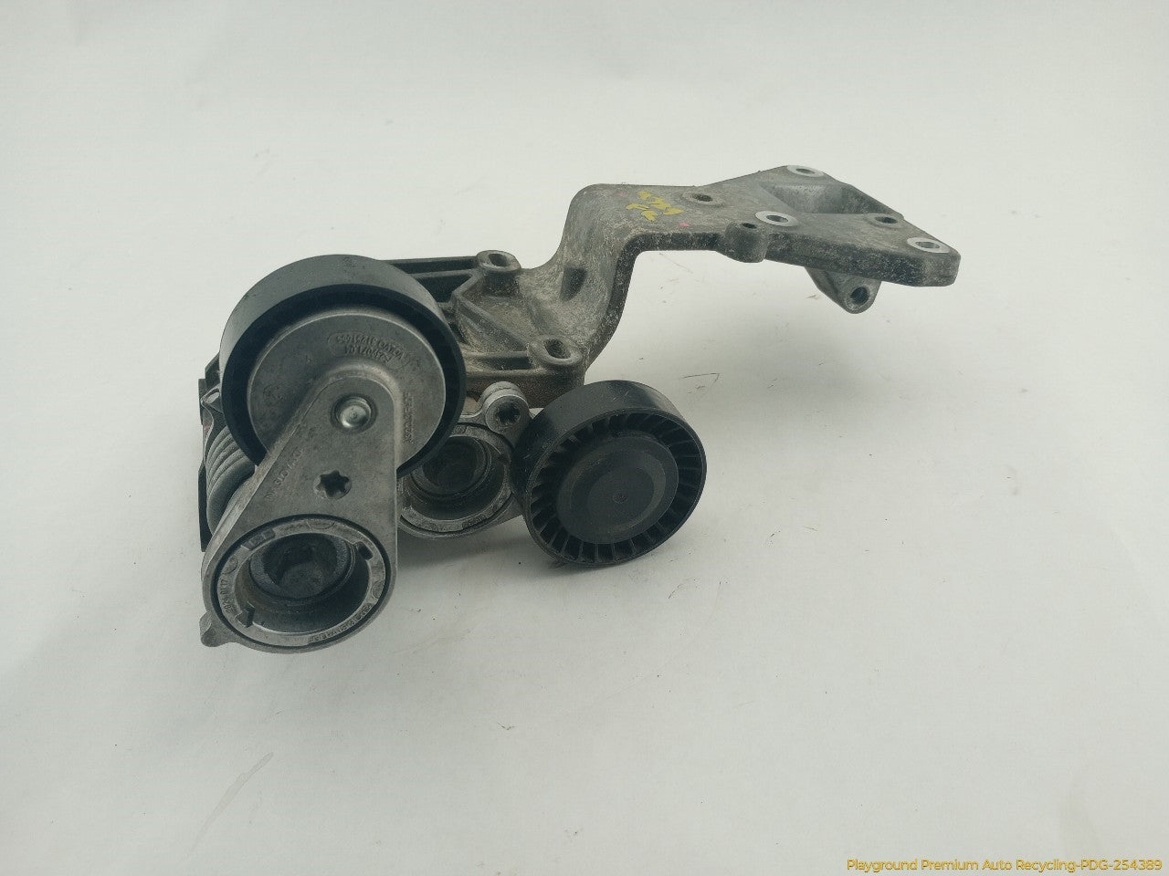 Volvo C30 Alternator Belt Tensioner & Bracket
