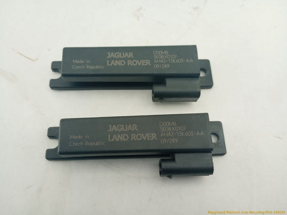 Land Rover LR4 Pair Of Rear Keyless Entry Antenna Module