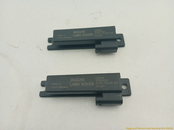 Land Rover LR4 Pair Of Rear Keyless Entry Antenna Module