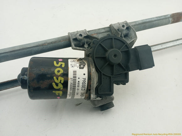 Land Rover LR4 Front Windshield Wiper Transmission & Motor