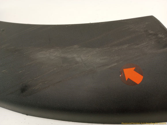 Land Rover LR3 Passenger Right Rear Fender Flare & Door Molding