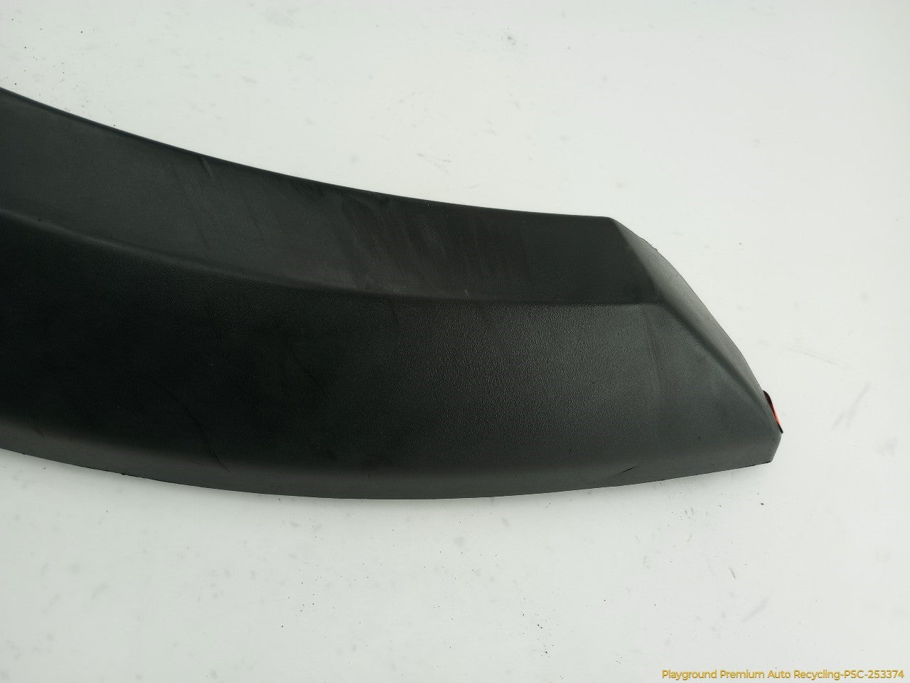 Land Rover LR3 Passenger Right Front Fender Flare