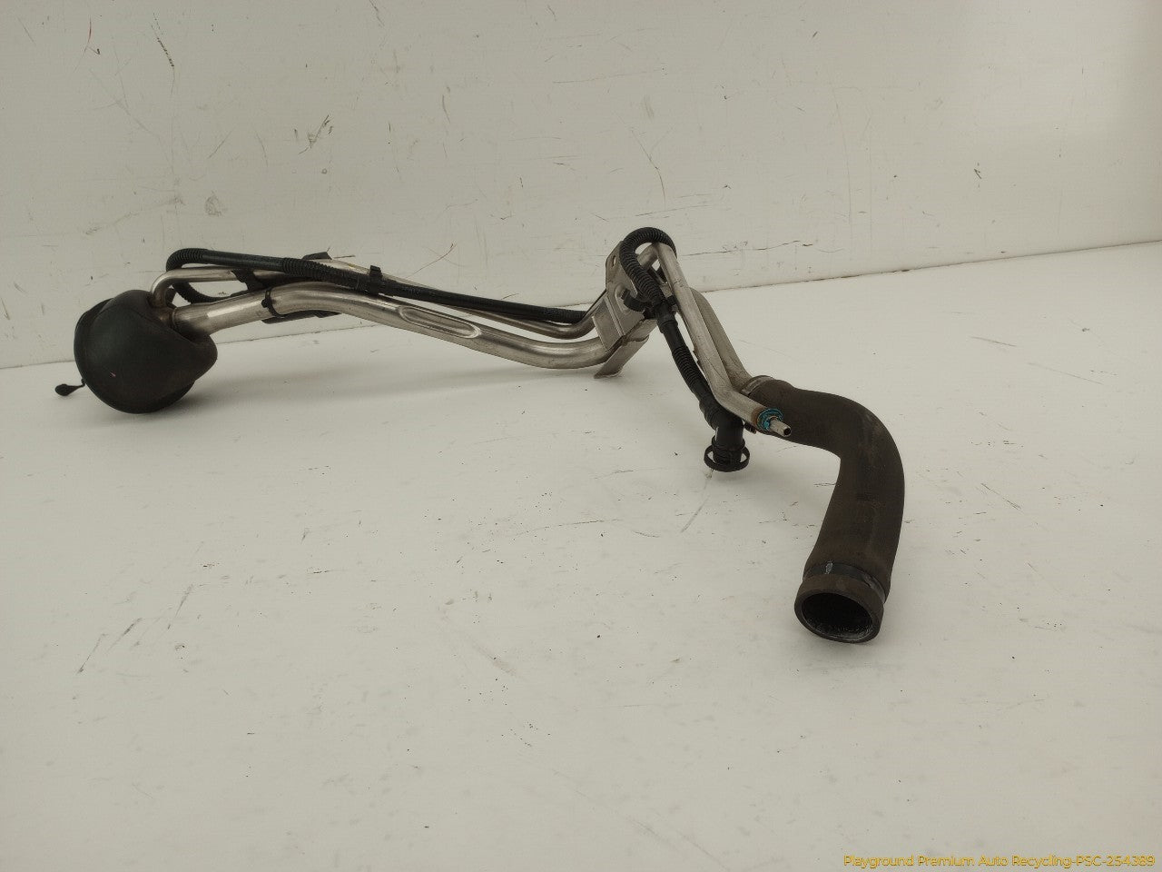Volvo C30 Fuel Filler Neck Pipe - 0