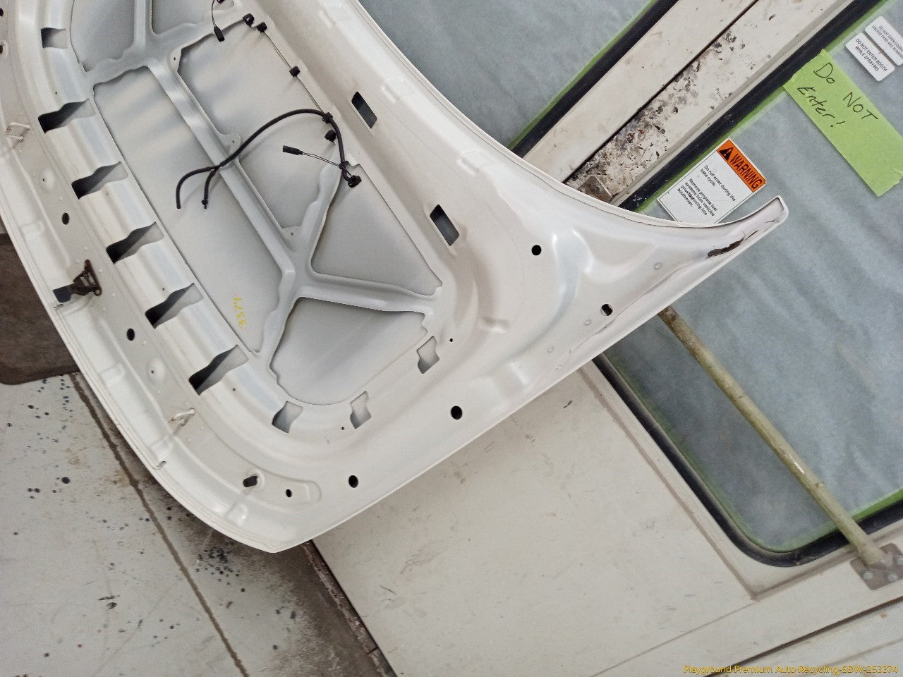 Land Rover LR3 Hood Bonnet Panel