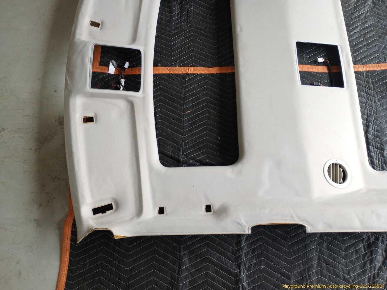 Land Rover LR3 Headliner - 0