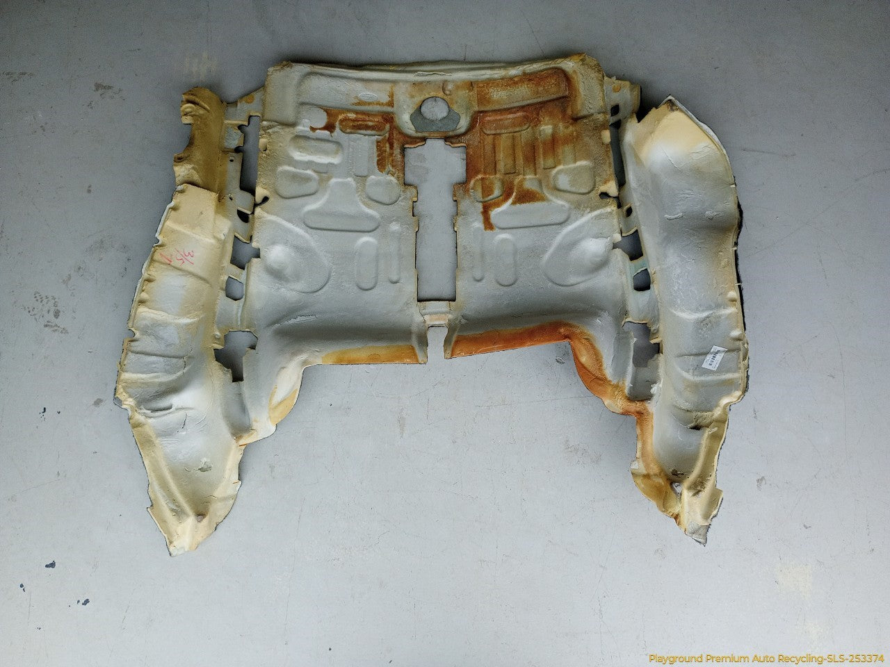 Land Rover LR3 Rear Floor Carpet