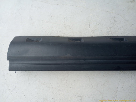 Land Rover LR3 Driver Left Rocker Panel Side Skirt