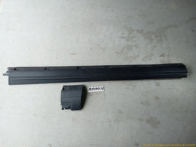 Land Rover LR3 Passenger Right Rocker Panel Side Skirt
