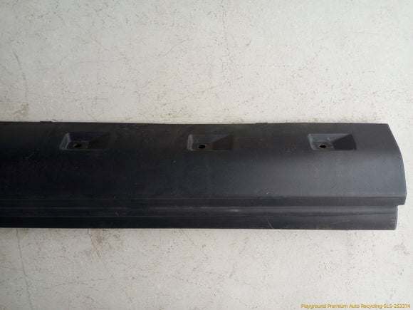 Land Rover LR3 Passenger Right Rocker Panel Side Skirt