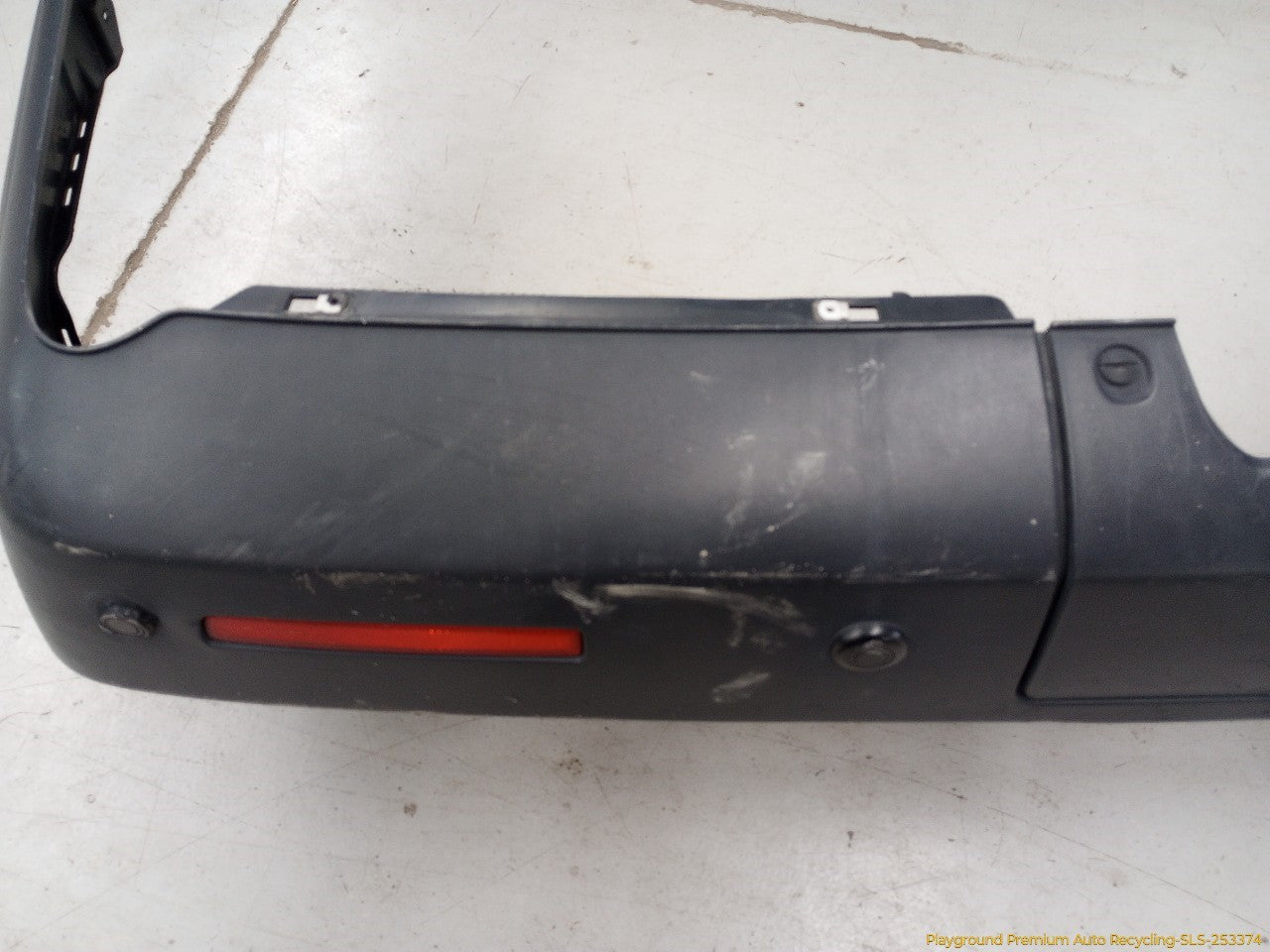Land Rover LR3 Rear Bumper Cover
