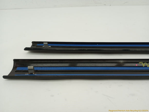 Land Rover LR3 Pair Of Rear Quarter Window Upper Trim