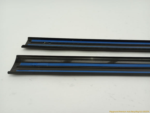Land Rover LR3 Pair Of Rear Quarter Window Upper Trim