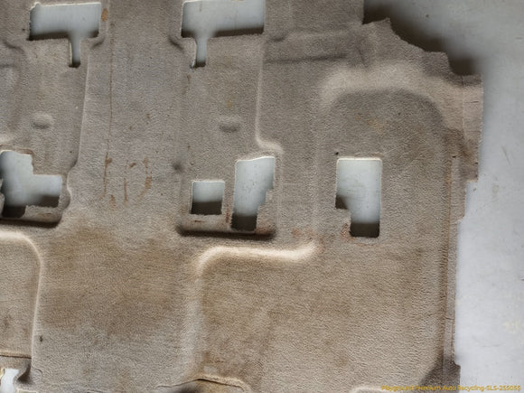 Land Rover LR4 Middle Section Floor Carpet