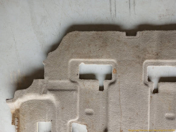 Land Rover LR4 Middle Section Floor Carpet