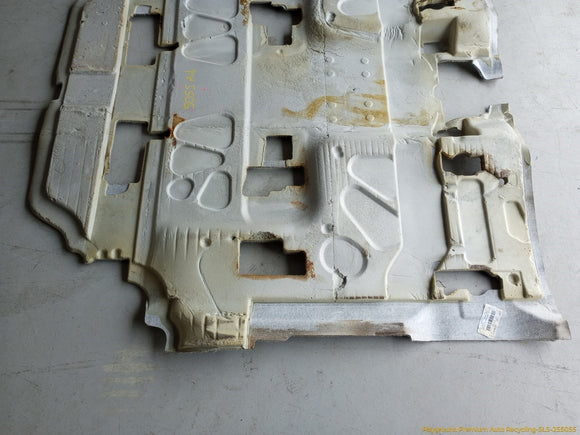 Land Rover LR4 Middle Section Floor Carpet