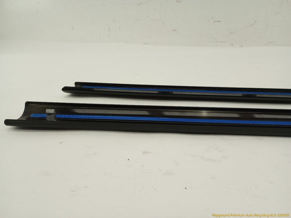Land Rover LR4 Pair Of Rear Quarter Window Upper Trim