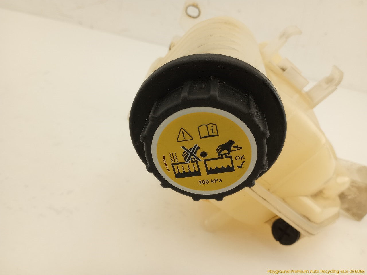 Land Rover LR4 Coolant Reservoir