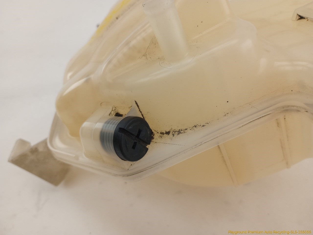 Land Rover LR4 Coolant Reservoir