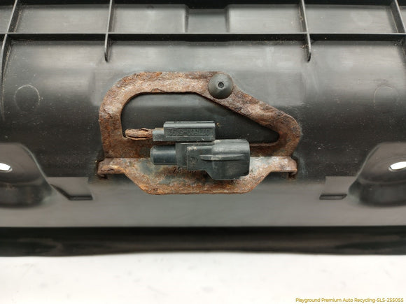 Land Rover LR4 Radiator Air Duct Baffle