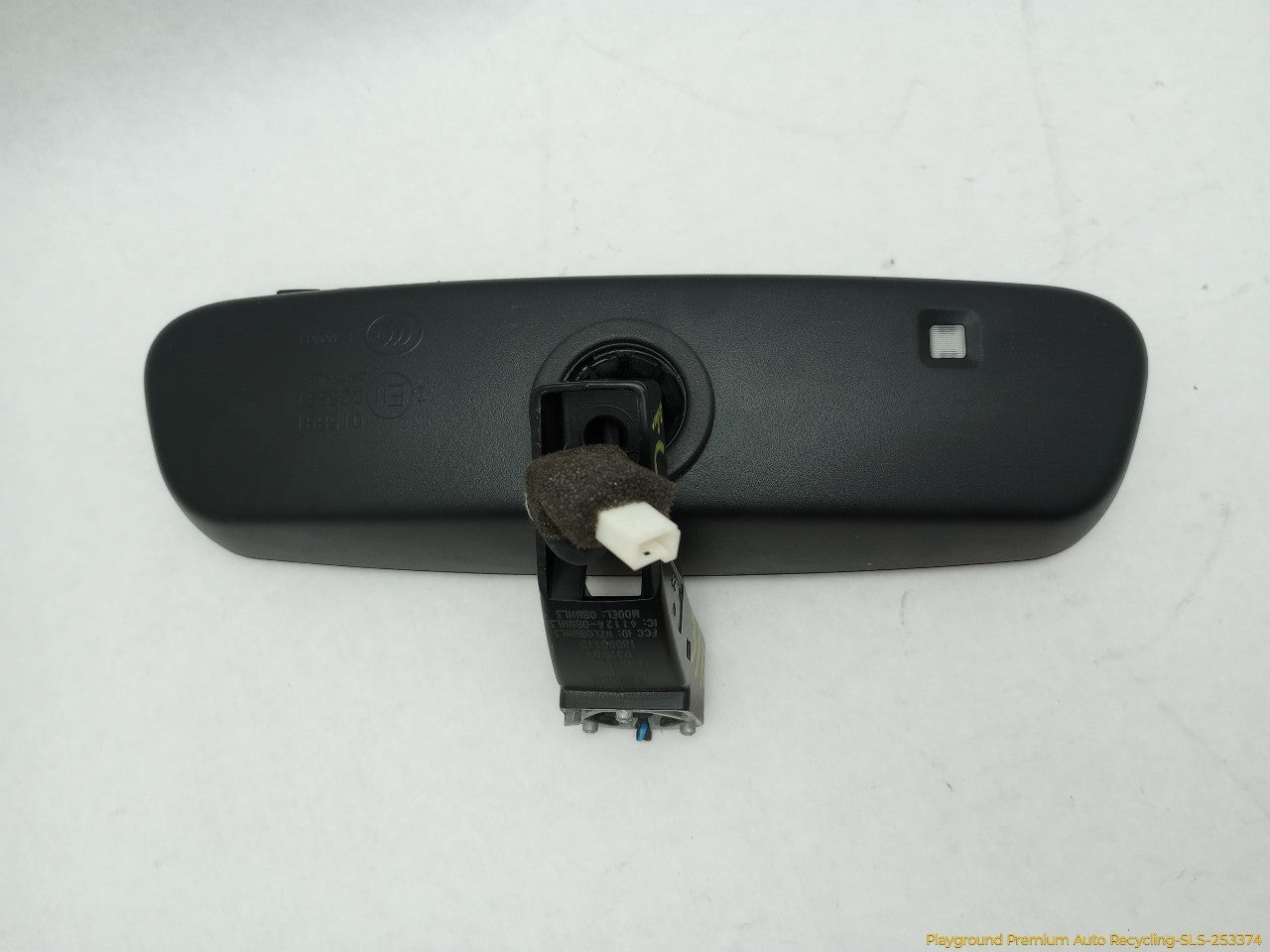 Land Rover LR3 Rear View Mirror - 0