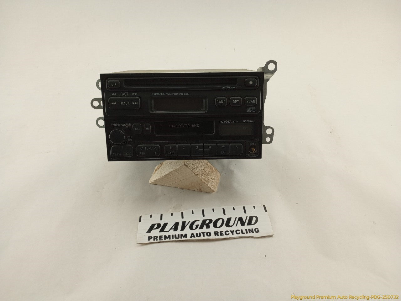 Toyota Celica Radio Receiver Cassette Player