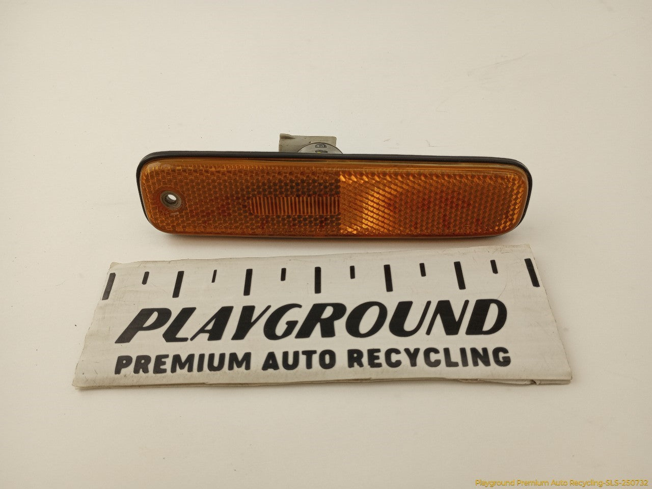 Toyota Celica Passenger Right Front Side Marker Reflector