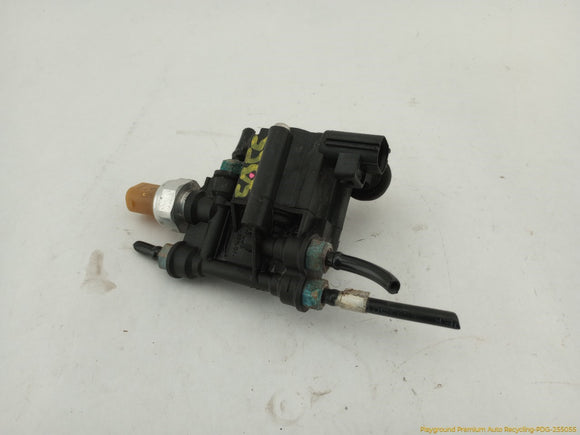 Land Rover LR4 Air Suspension Transfer Relief Valve