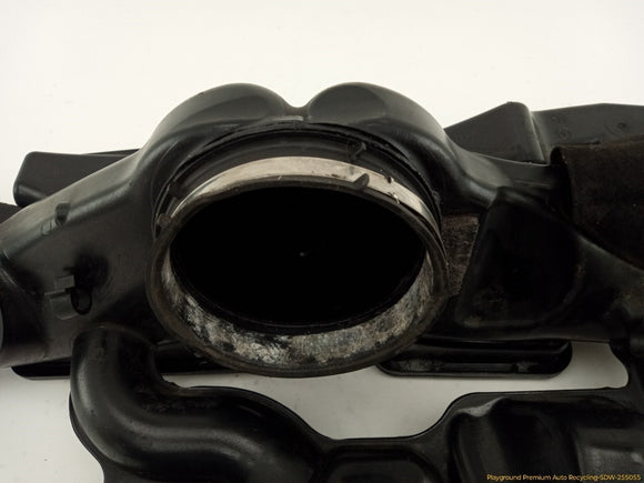 Land Rover LR4 Air Cleaner Resonator