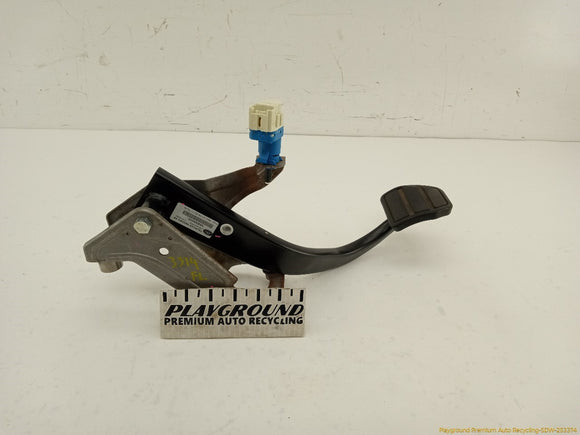 Land Rover LR3 Brake Pedal