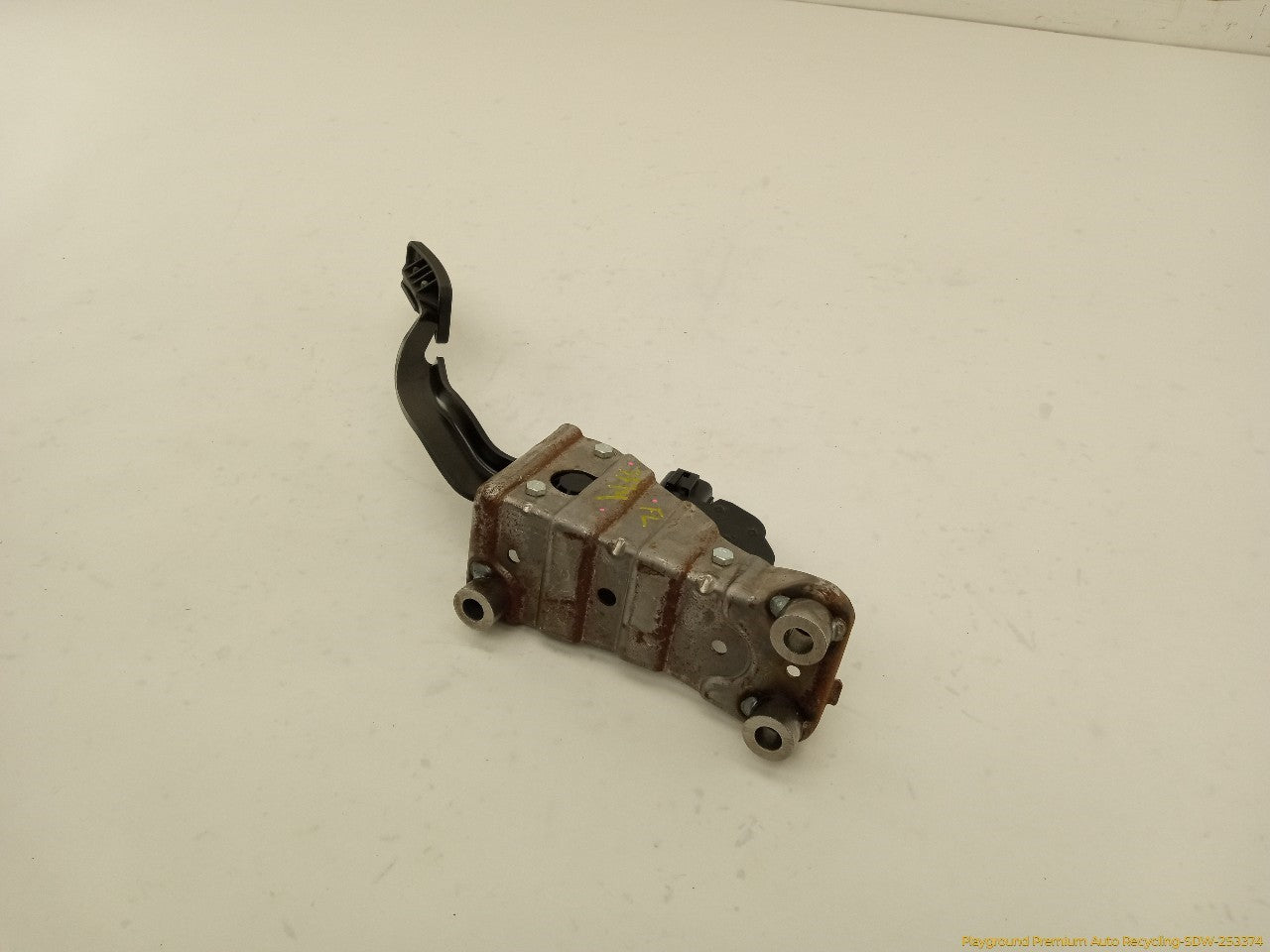 Land Rover LR3 Accelerator Gas Pedal